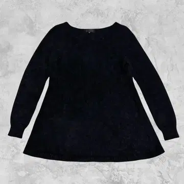 언타이틀 고급 울 혼방 포근한 A라인 니트/풀오버 블랙 M 상당