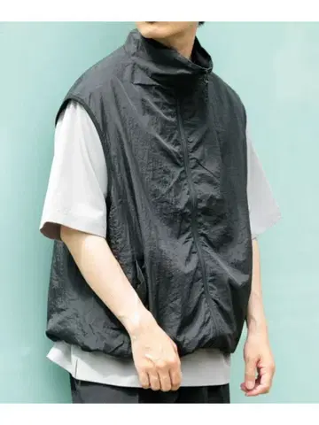 어반 리서치 메쉬 라이닝 Zip Up 나일론 베스트 urbs