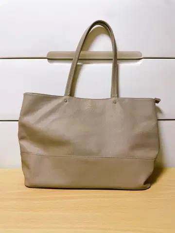 베이지 심플 토트백 비즈니스백