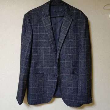 다크 그레이 체크 무늬 테일러드 자켓