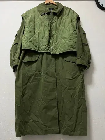 w closet 올리브 그린 모즈 코트