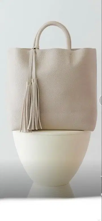 로데스코 태슬 토트백