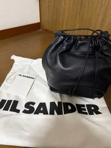 JILSANDER 질 샌더 숄더백