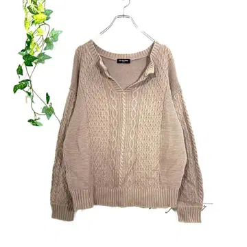 러그머신 케이블 짜임 스웨터(M) 키넥 아란 브라운