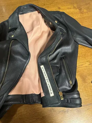 VISHVAKARMAN 블랙 가죽 자켓 양가죽