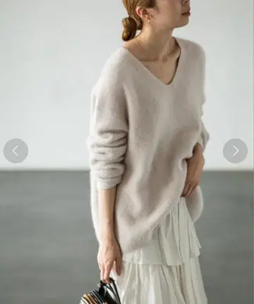 noble 퍼 니트 V넥 풀오버 그레이