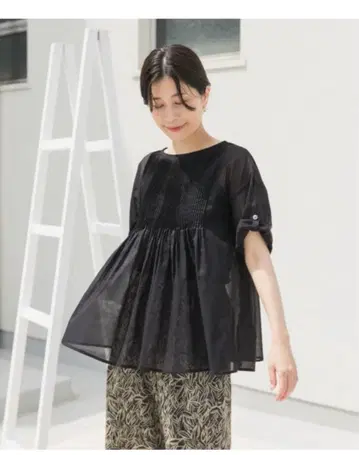 URBAN RESEARCH DOORS 보일 핀턱 블라우스