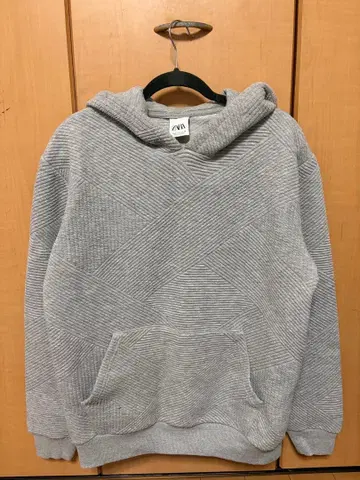 ZARA 그레이 스트라이프 후드티 후드 부착