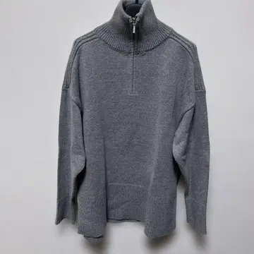 그레이 하이넥 니트 스웨터 긴팔