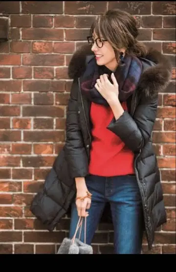 저스길리티 후드 부착 다운 코트