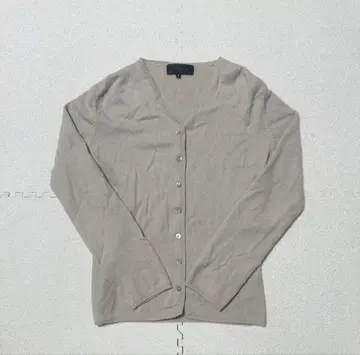 [ 고품질 ] 언타이틀 캐시미어 100% V넥 가디건 베이지 사이즈 M