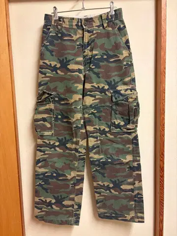 GAP 카모플라쥬 카고 팬츠