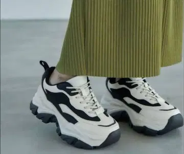 mysa closet 다나카 미나코 콜라보 스니커즈