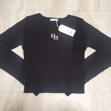 GYDA 제이다 GG플레이트 롱 슬리브 니트탑