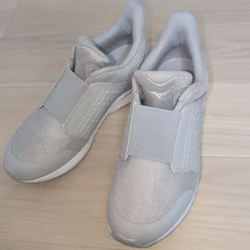 새상품급 MIZUNO 미즈노 Measy 슬립온 스니커즈 22.5cm