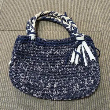 네이비/화이트 손뜨개 토트백 핸드메이드
