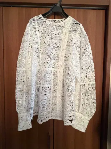 [ 미사용품 ] Lois CRAYON 레이스 셔츠 M 사이즈