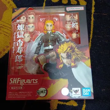 귀멸의 칼날 S.H.Figuarts 렌고쿠 쿄쥬로