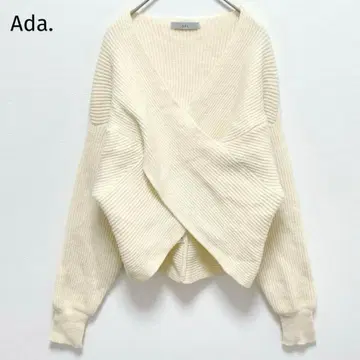에이다 | 프론트 크로스 리브 니트 풀오버 V넥 드롭 숄더