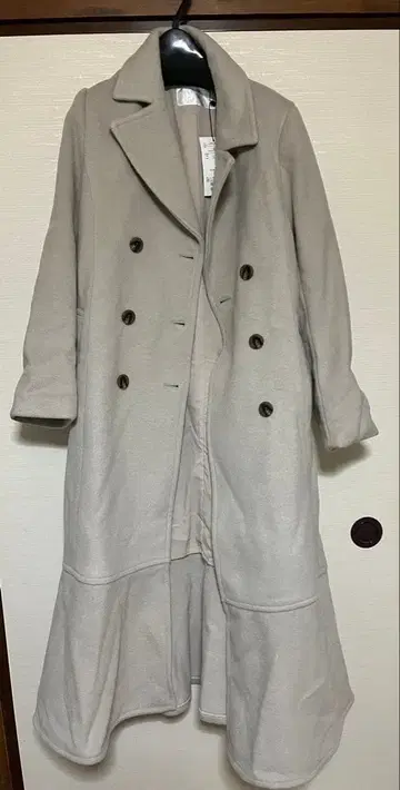 [ 새상품 ] LILLIAN CARAT 코트