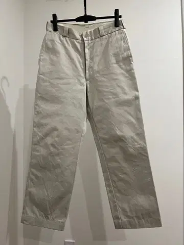 Time is on CHINO TROUSER 샌드