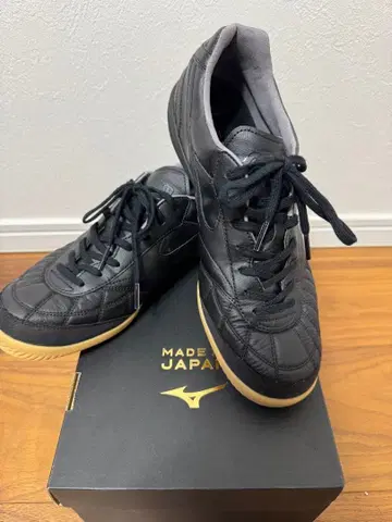 미즈노 모렐리아 블랙 신발