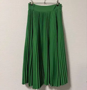 HYKE 하이크 PLEATED SKIRT 플리츠 스커트