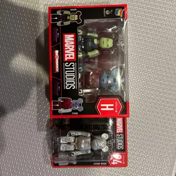 MARVEL STUDIOS BE@RBRICK 2체 세트 + 1체