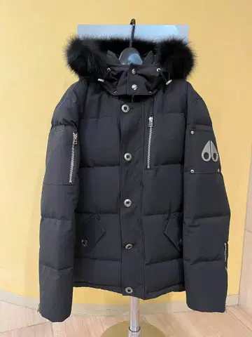 무스 너클스 다운 자켓