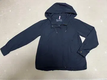 어반 리서치 서니 라벨 후드 부착 점퍼