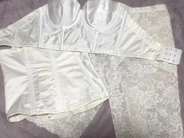 wacoal 화이트 브라이덜 이너