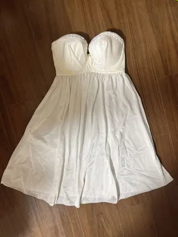 브라이덜 이너 화이트 마터니티