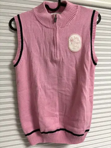 준앤로프 니트 베스트 새상품급