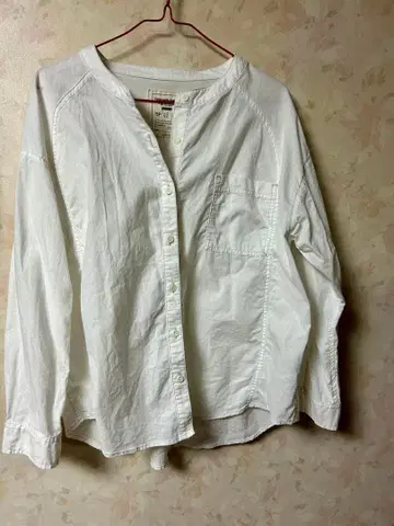 새상품급 서울베리 화이트 긴팔 셔츠 LL