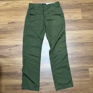 BEAMS 베이커 팬츠 퍼티그 팬츠 카키 밀리터리