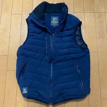 EVENRIVER 다운 베스트 M