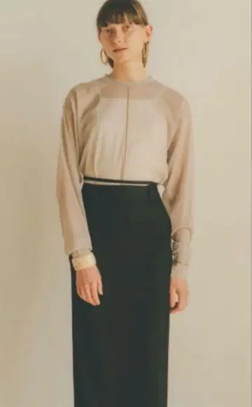 CLANE 라인 쉬어 L/S 탑 베이지