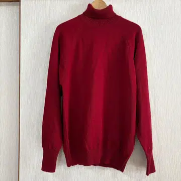남성용 긴팔 니트 터틀넥 M 짙은 빨간색 뉴질랜드 제조