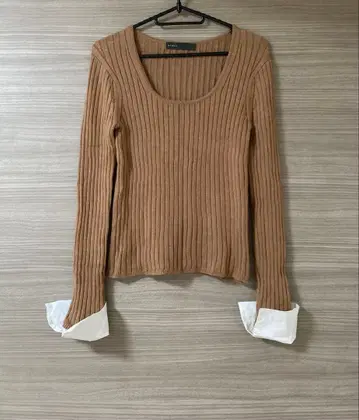 노블 티셔츠 니트