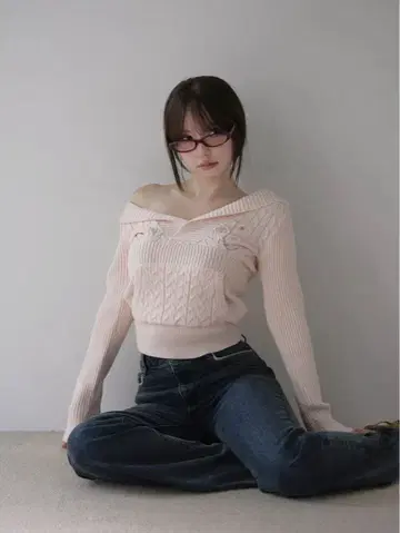 Taylor hoodie knit tops