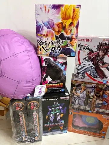 캐릭터 굿즈 묶음 판매