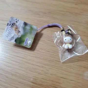 한정판 산리오 고토치 키티 홋카이도 라벤더 에조토끼 스트랩