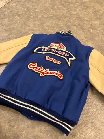 IN-N-OUT BURGER 바시티 자켓 자수 로고 아워드 자켓