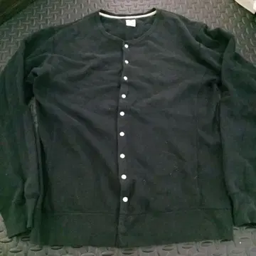 사스크와치 패브릭스 스냅 버튼 가디건 블랙