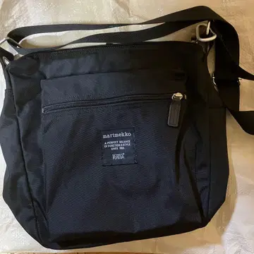 marimekko 블랙 숄더백