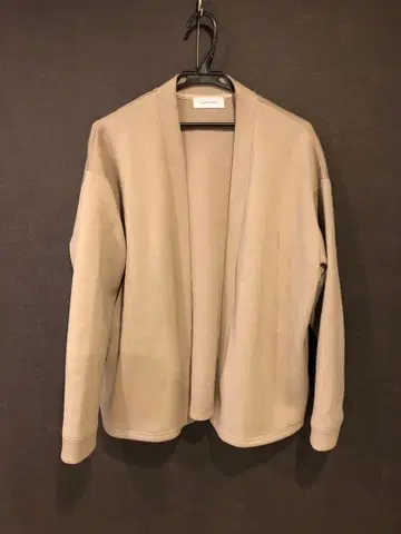 ADAM ET ROPE 베이지 가디건