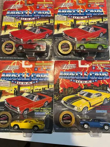 조니 라이트닝 머슬카 4대 세트