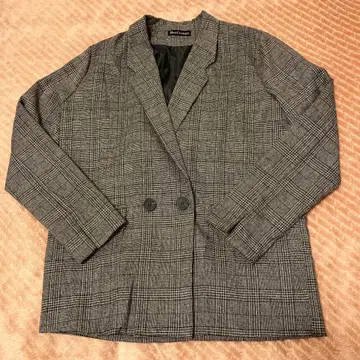 DAY C LOSET 체크 무늬 테일러드 자켓 M 사이즈