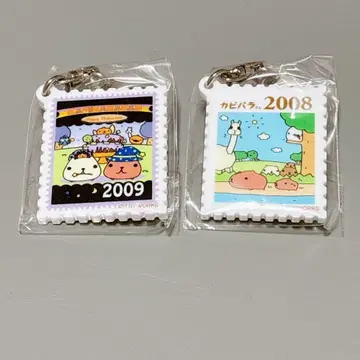 카피바라 씨 10주년 아크릴 키링 2개 세트