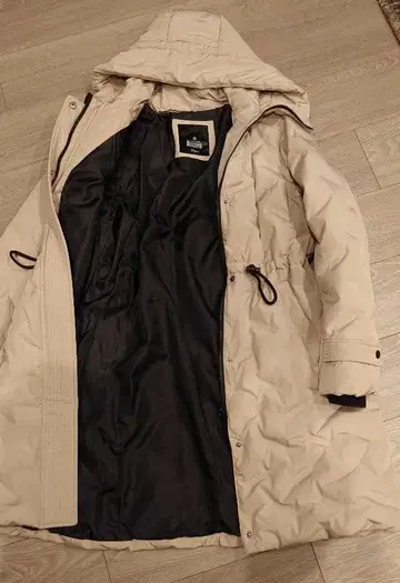 Daunen 후드 부착 다운 자켓